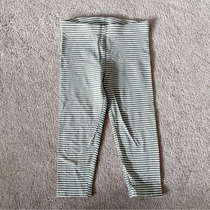 4T Cropped Leggings by Carter’s